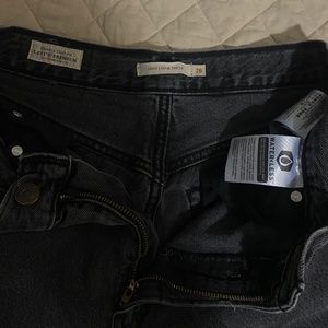Women’s Levi Jeans